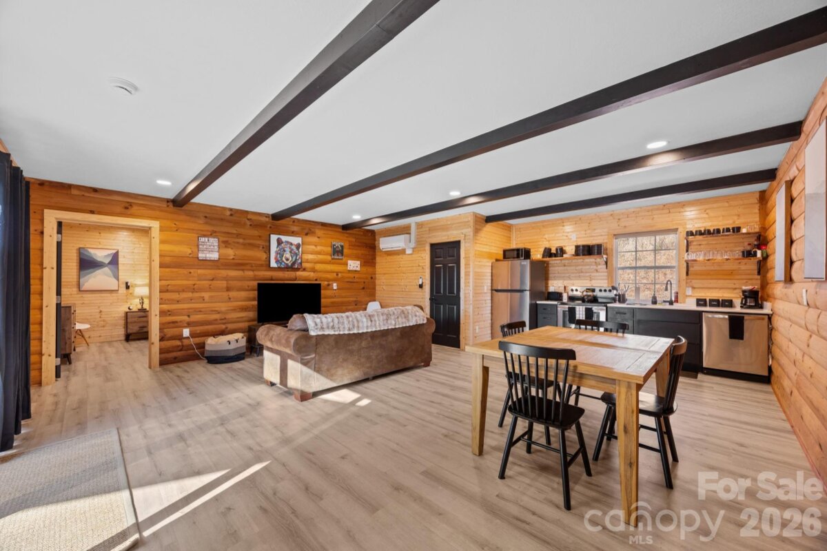 Weaverville 26 4338513z