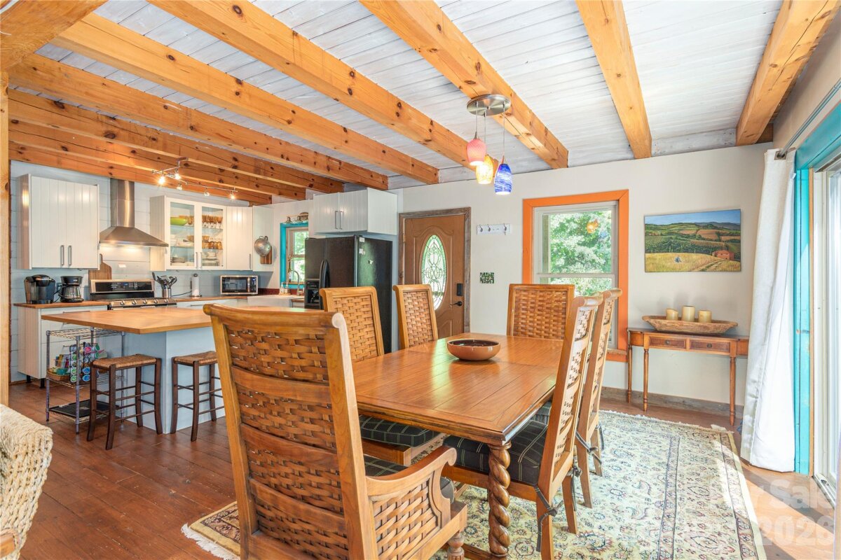 Leicester 12 4339815l