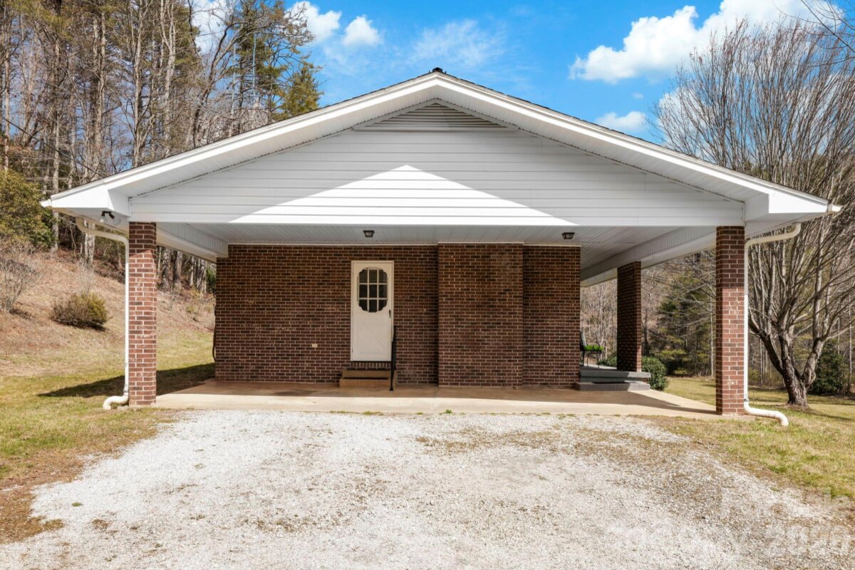 Lake Toxaway District 3 4340090c