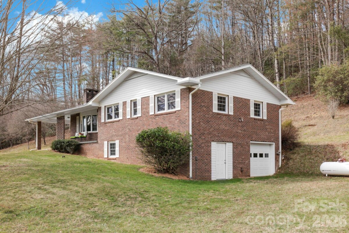 Lake Toxaway District 5 4340090e