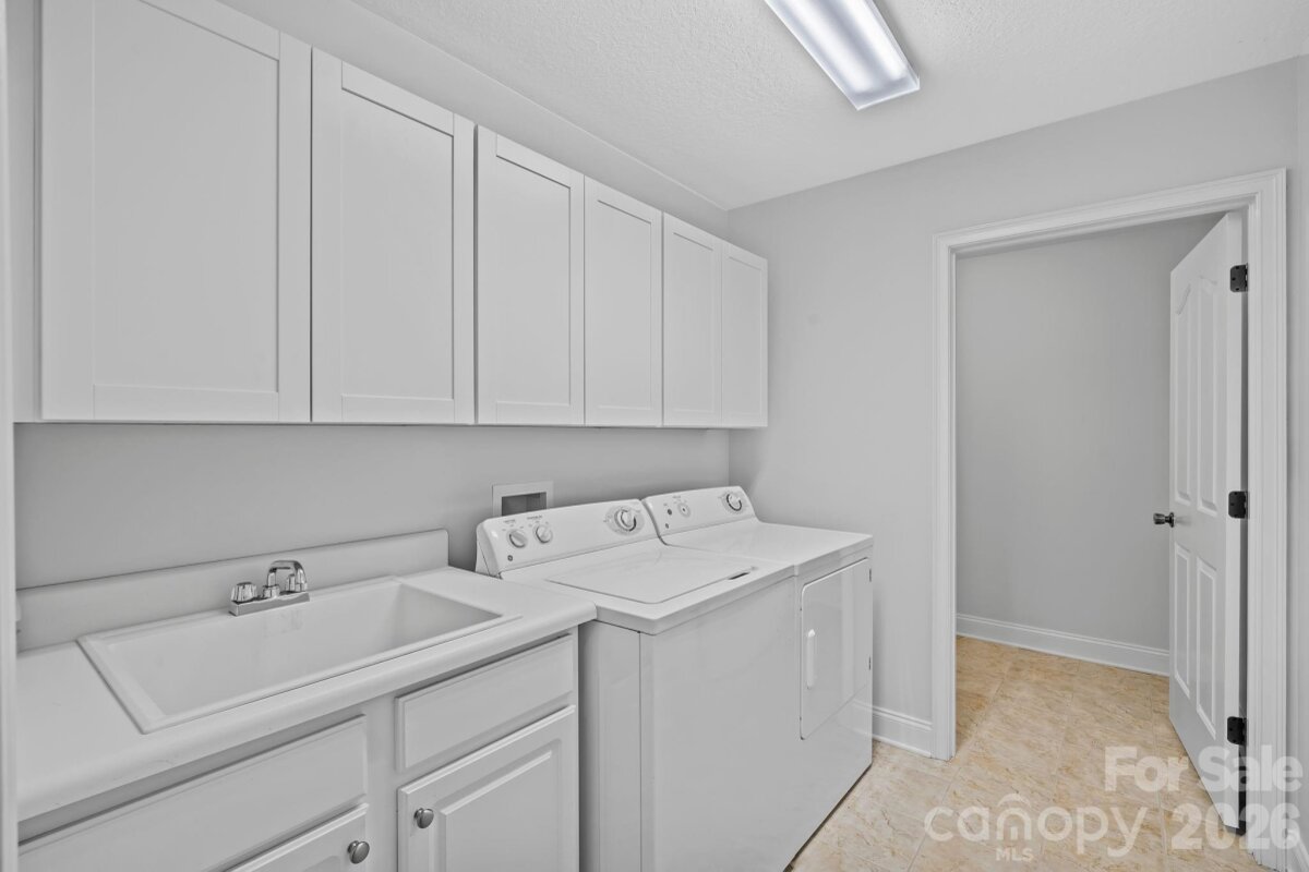 Weaverville 15 4340250o