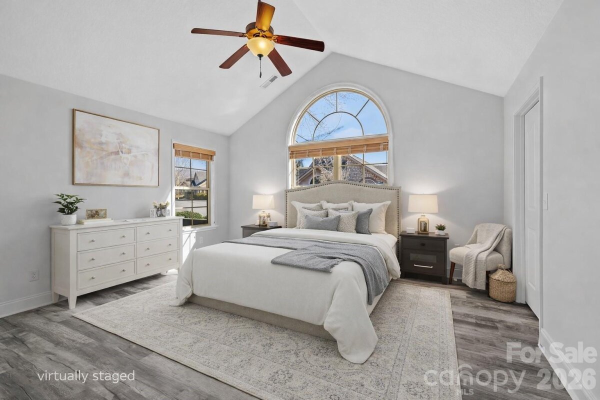 Weaverville 22 4340250v