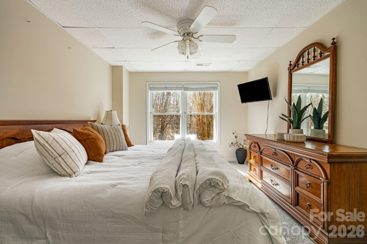 Burnsville 22 4340301v