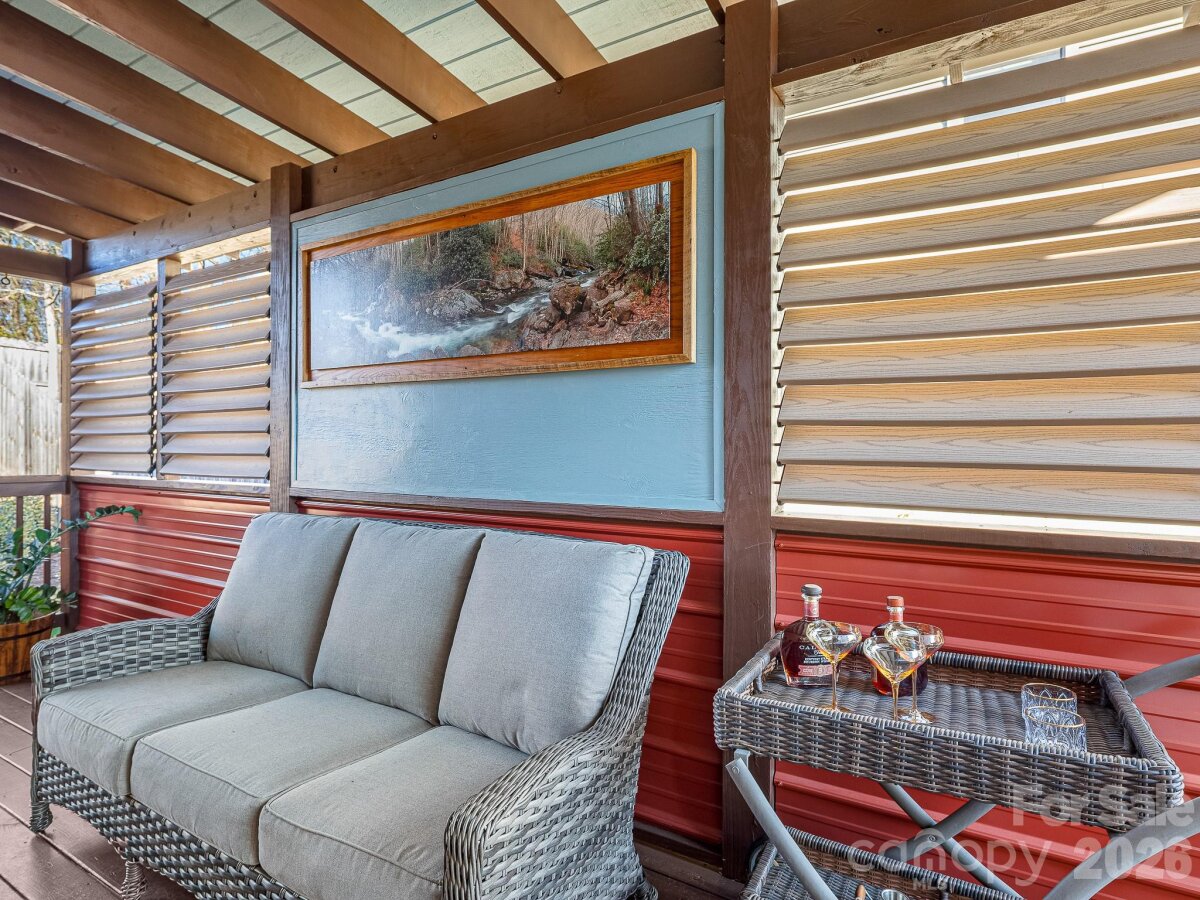 Weaverville 10 4340306j