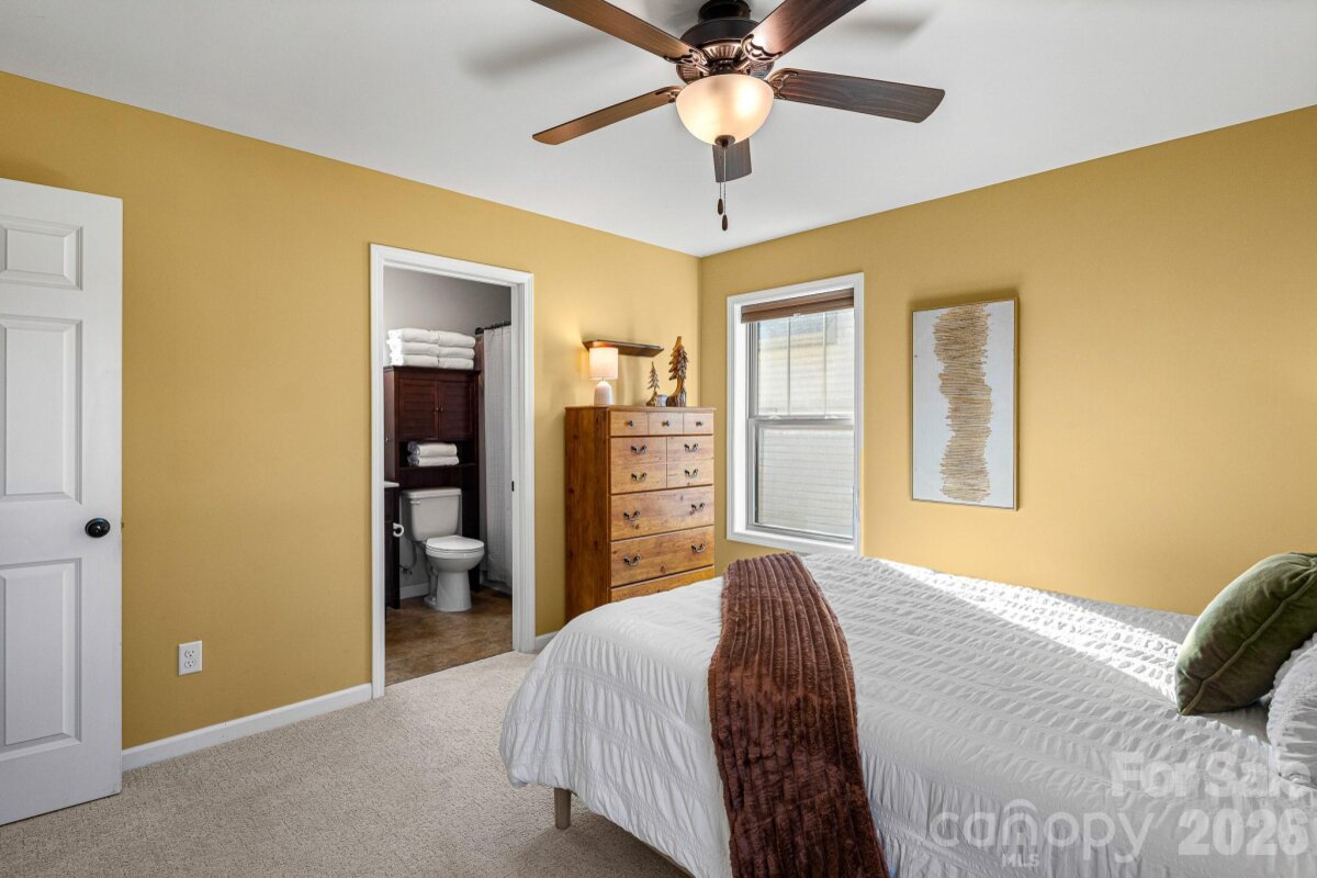 Weaverville 19 4340306s