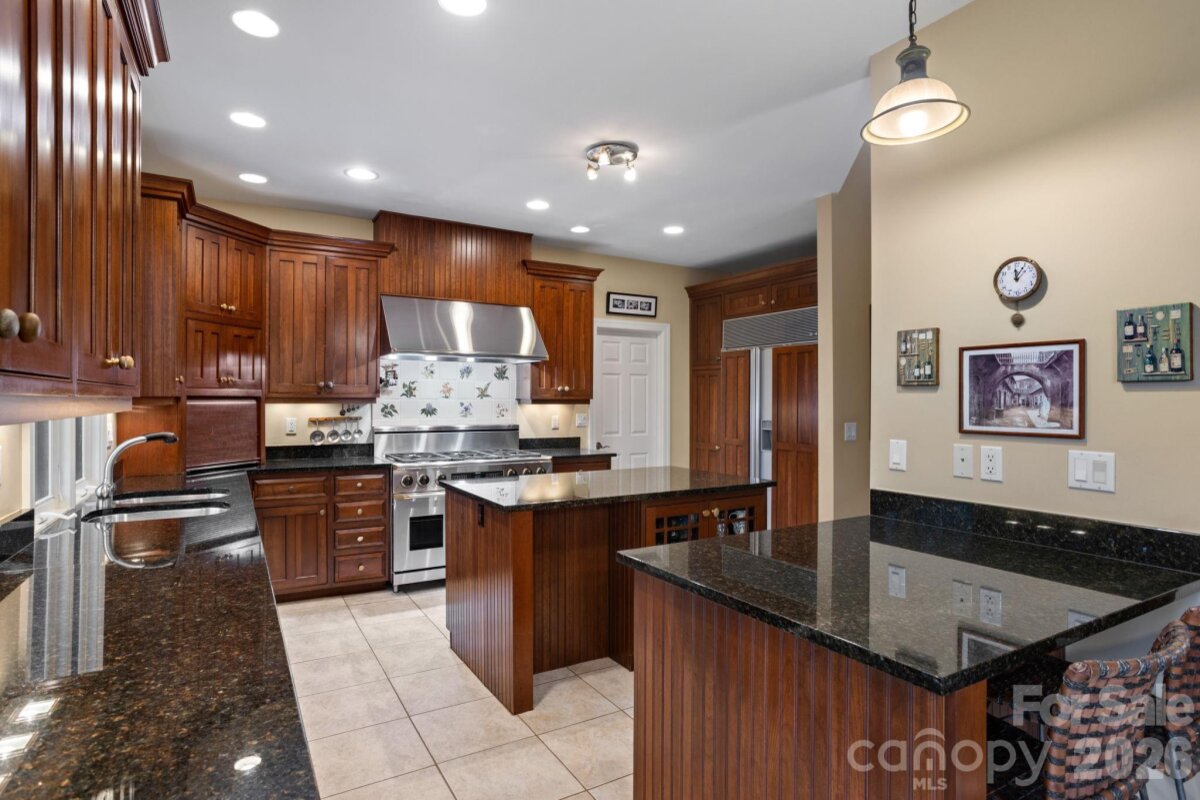 Flat Rock 14 4342119n