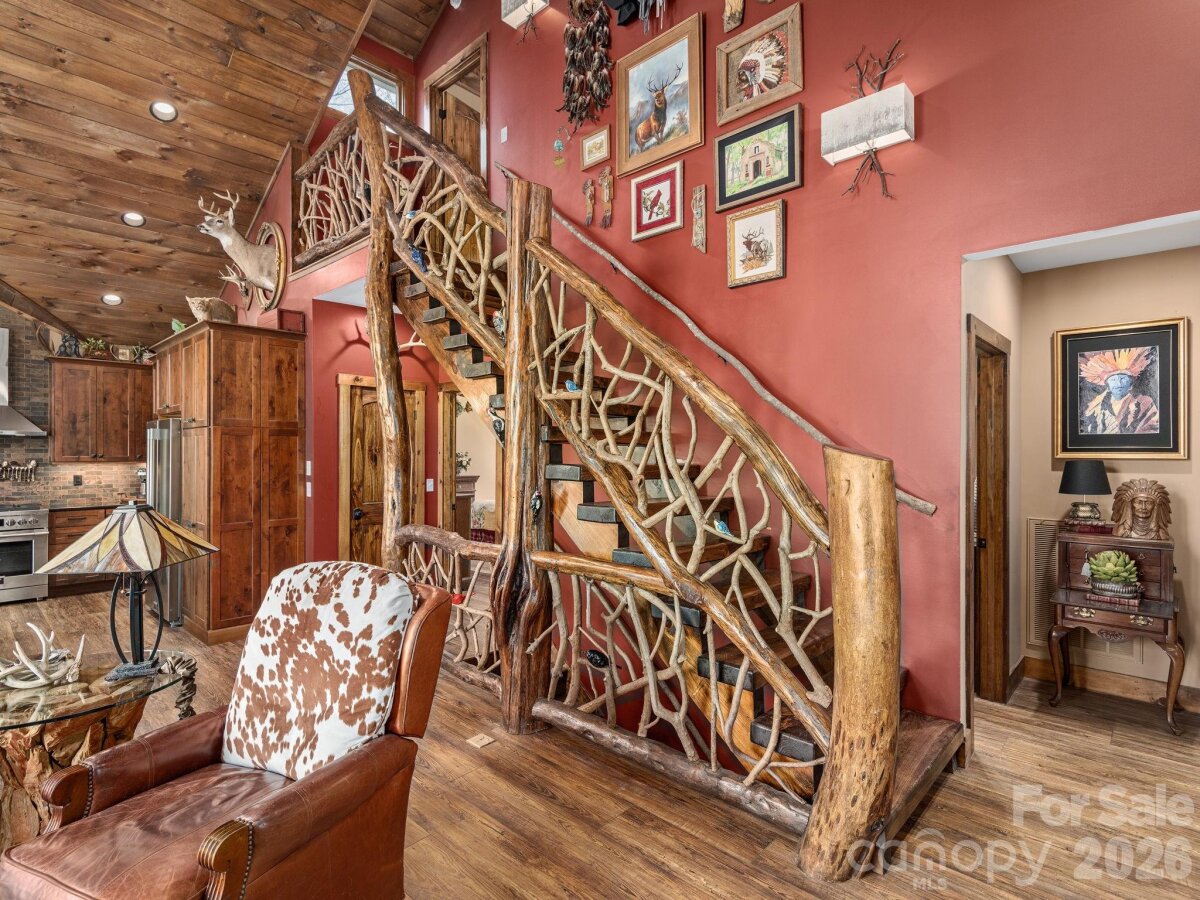 Waynesville 9 4342267i