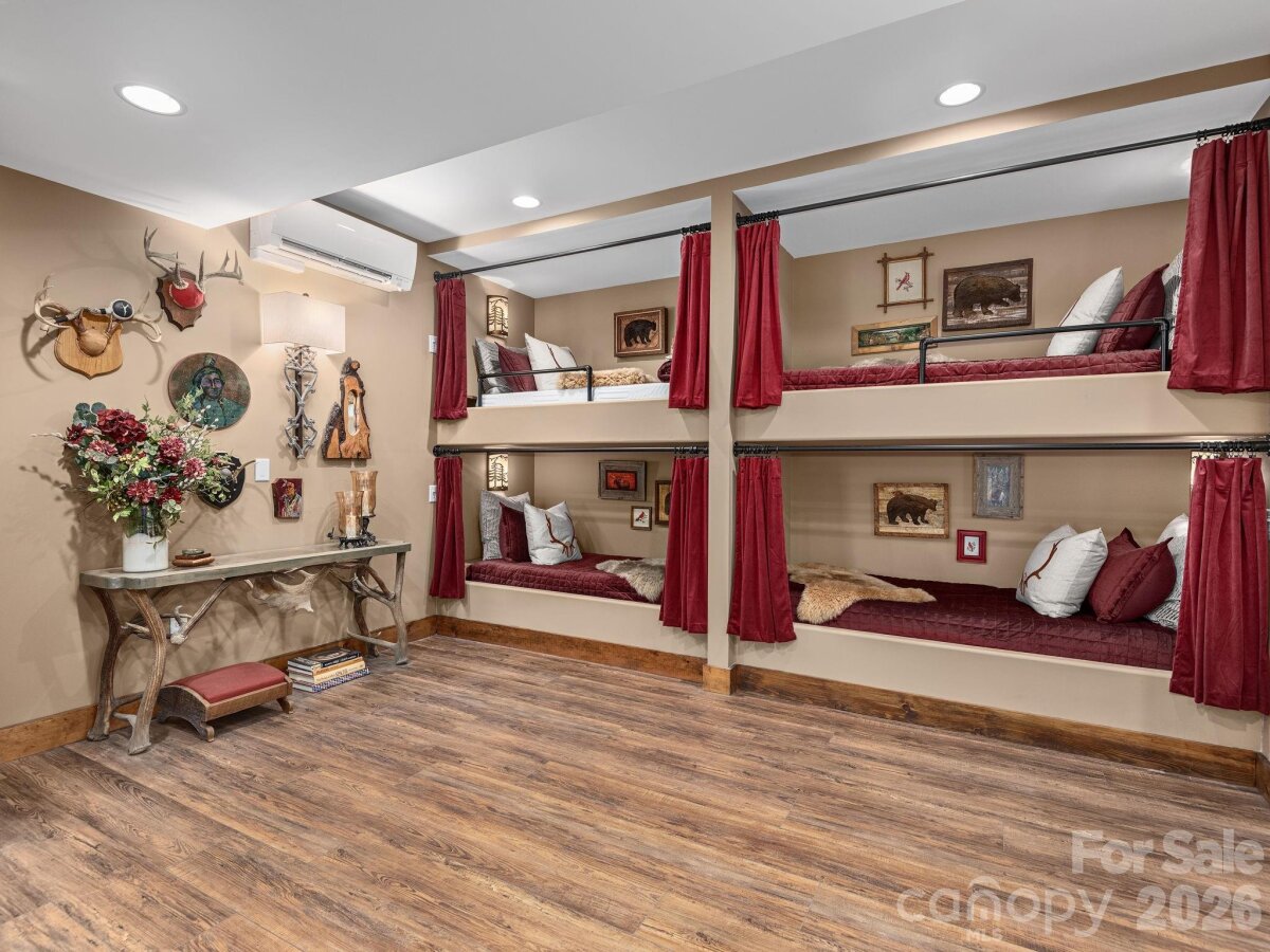 Waynesville 21 4342267u