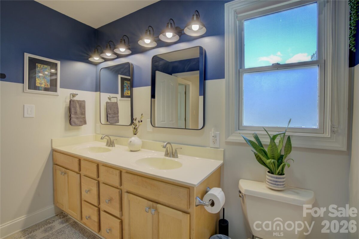 Fairview 19 4342395o