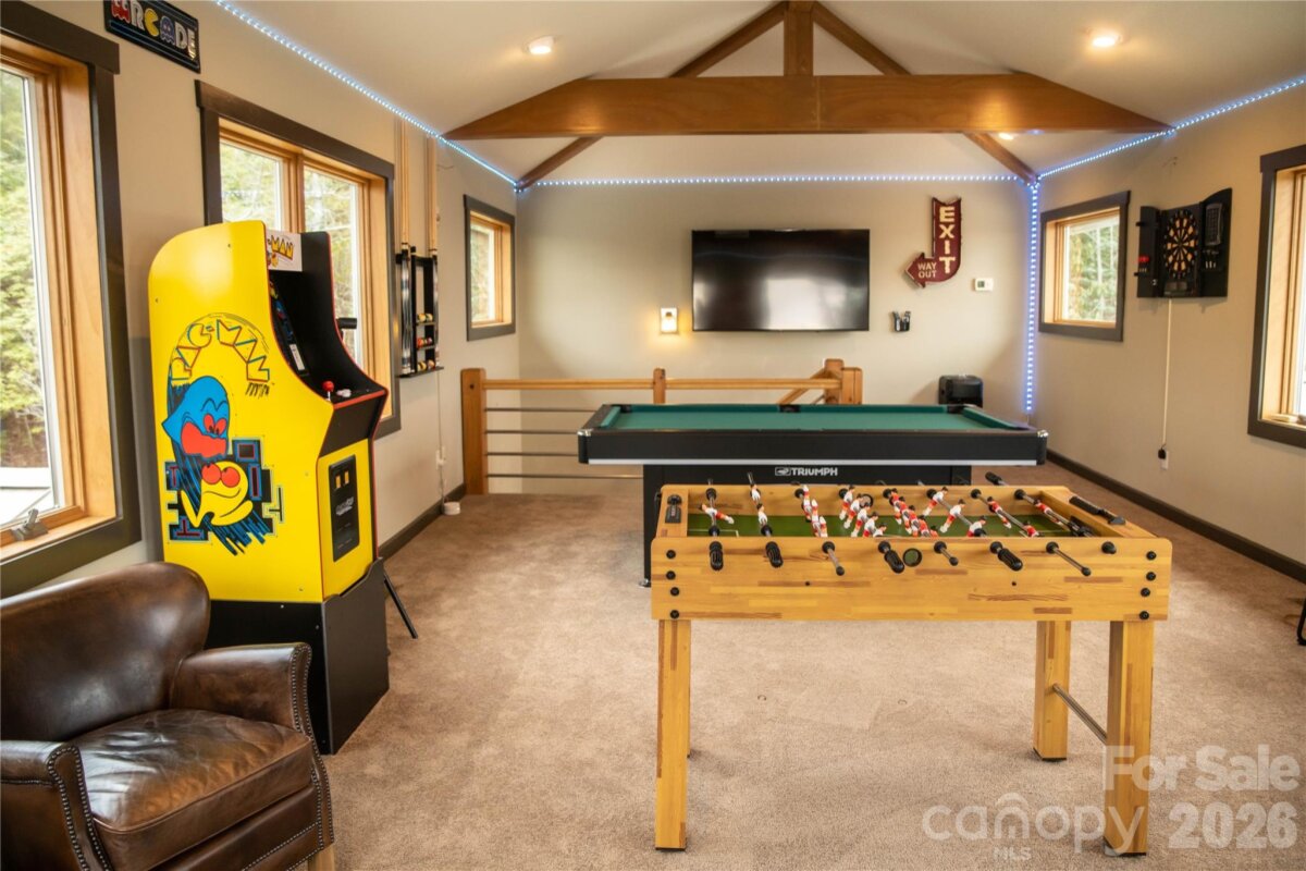 Fairview 18 4343659n