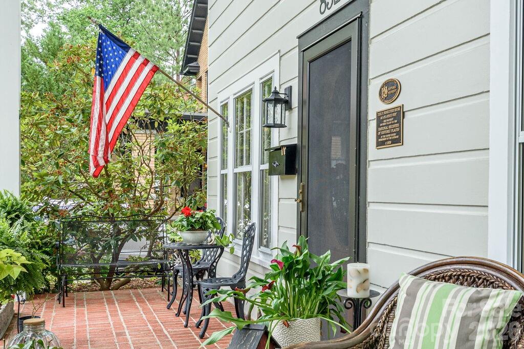 Hendersonville 2 4345265b