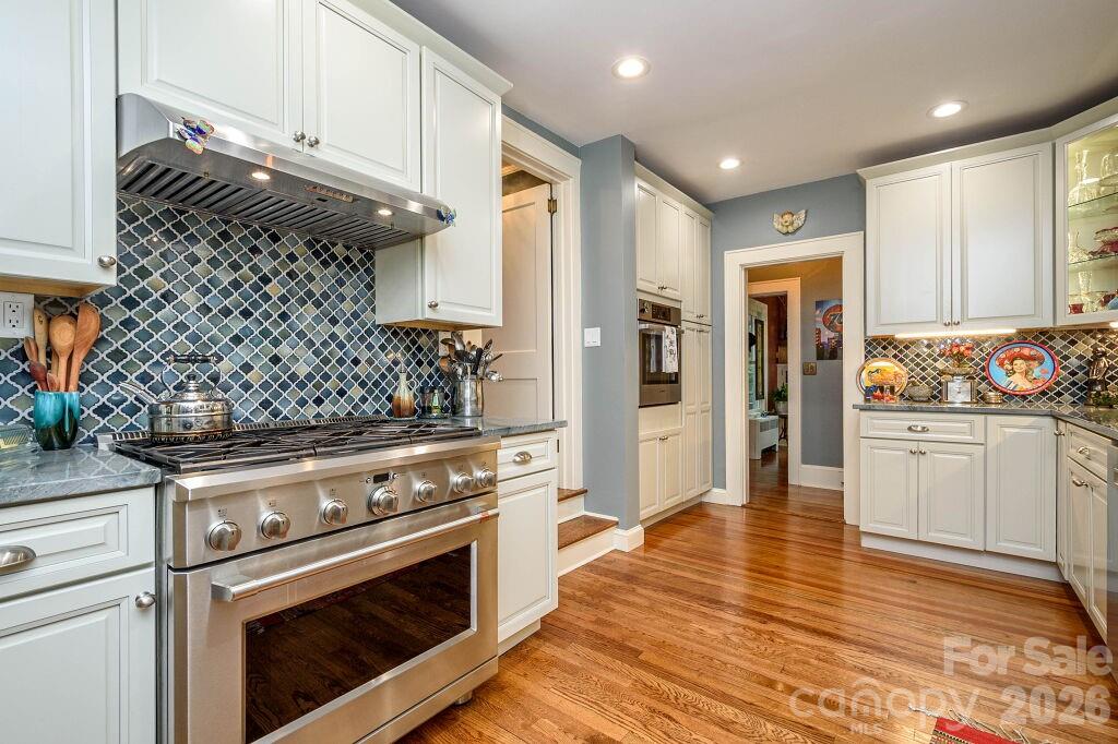 Hendersonville 12 4345265l