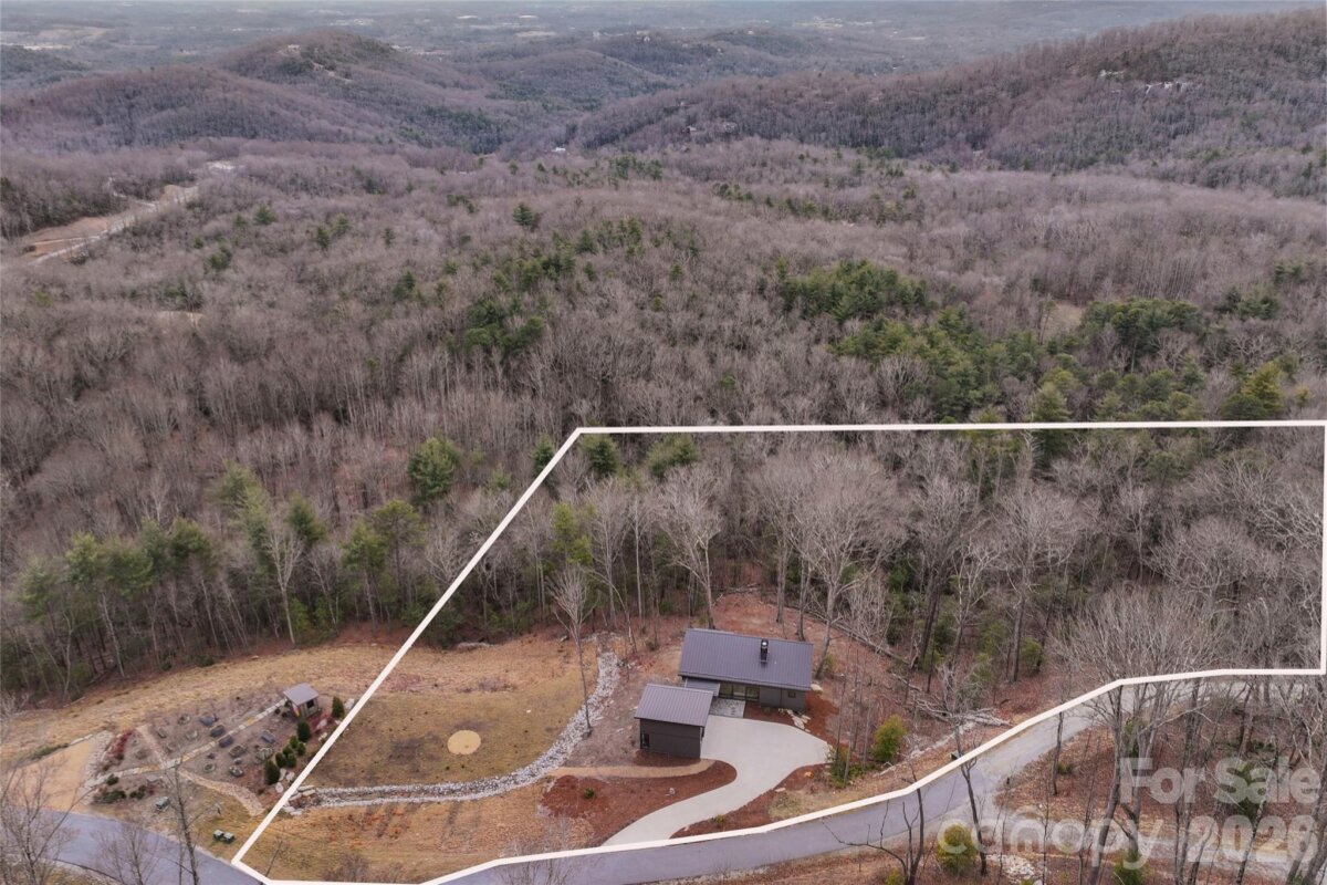 Hendersonville 3 4345642c