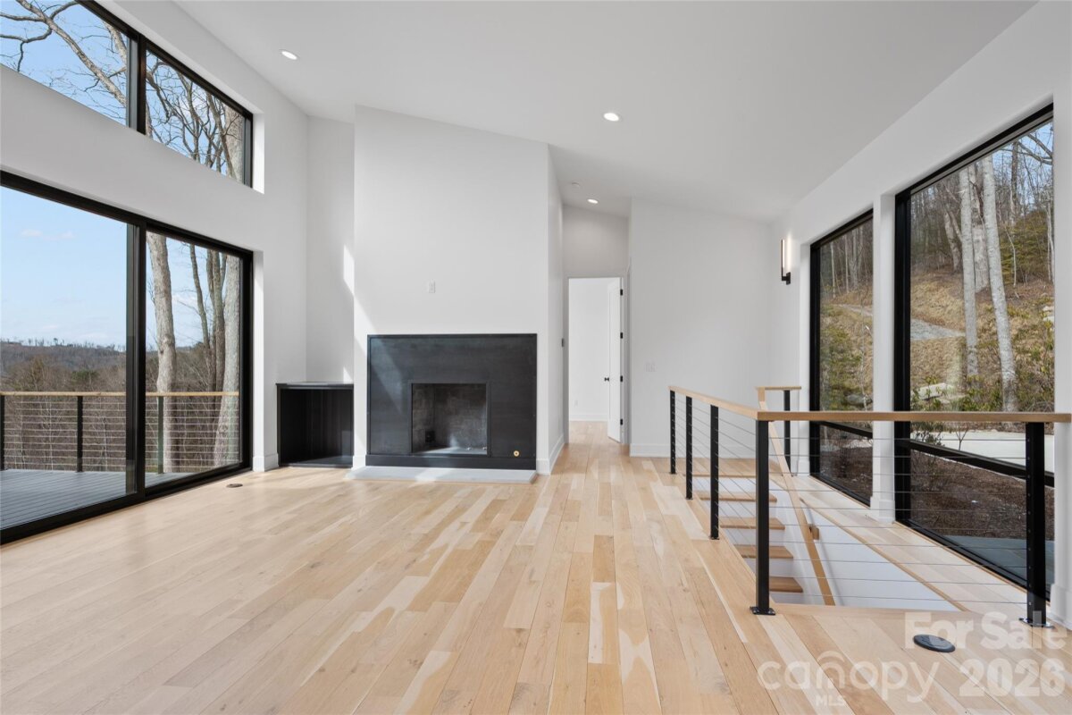 Hendersonville 6 4345642f