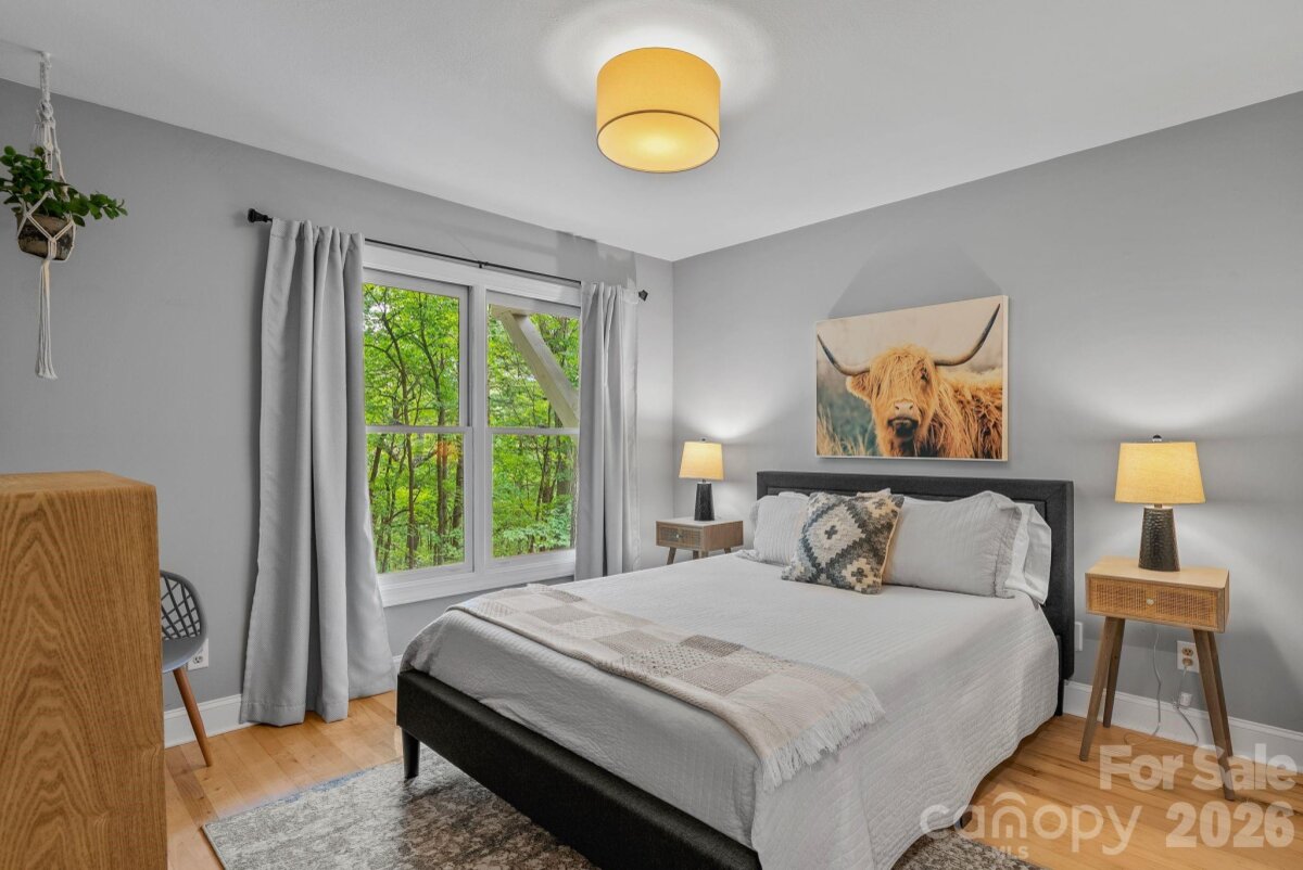 Swannanoa 19 4345906s