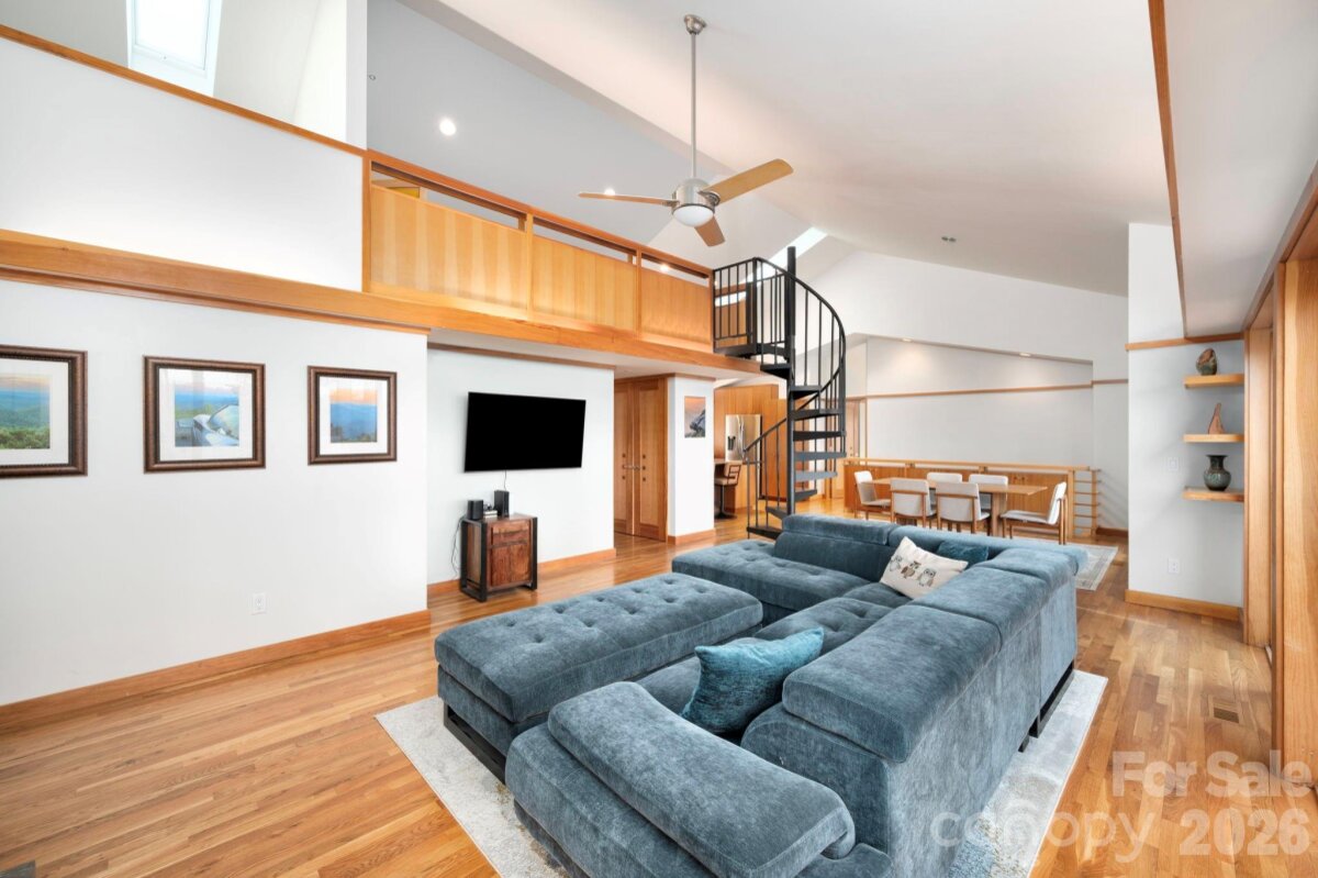 South Asheville 14 4346156n