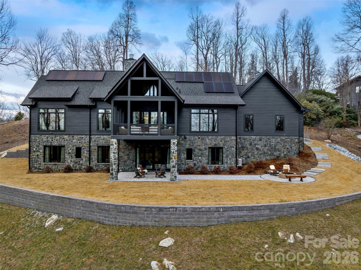 Hendersonville 3 4346762c