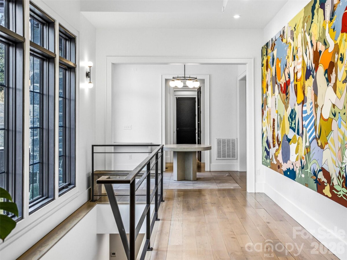 Hendersonville 5 4346762e