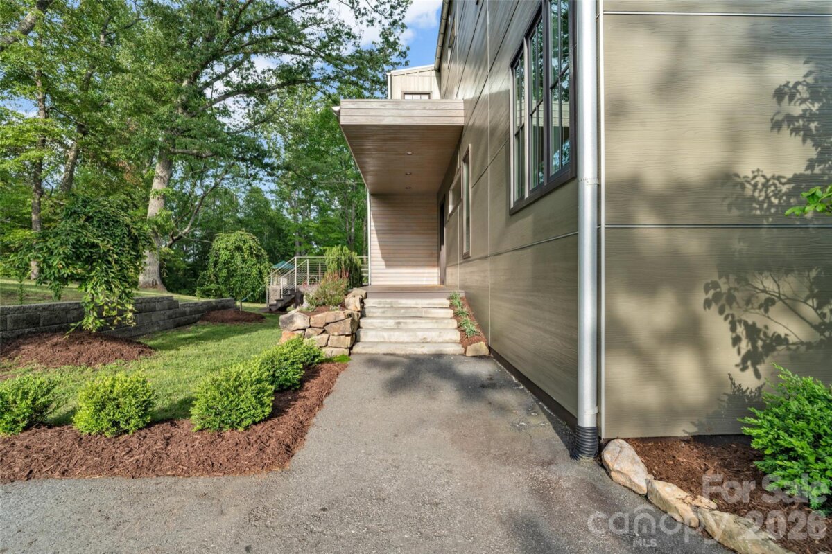 Sandy Mush 8 4346949h