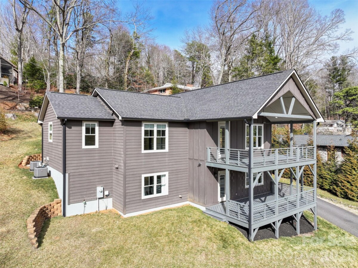 Waynesville 3 4348874c