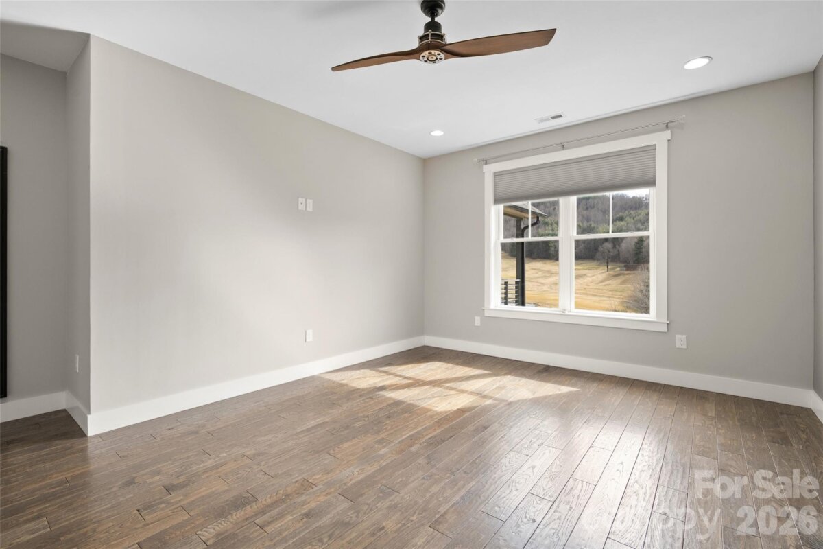 Waynesville 22 4348874v