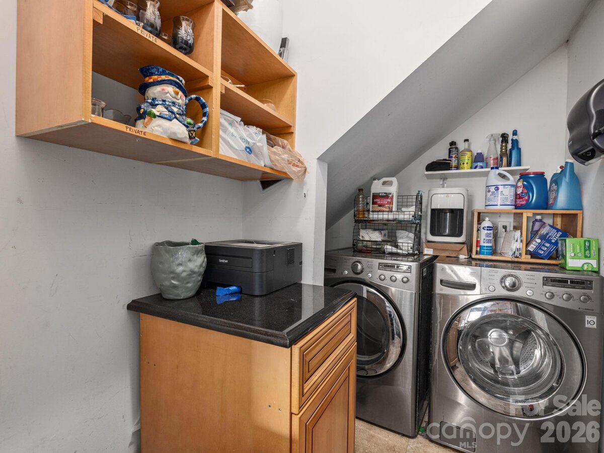 Montford 18 4349325m