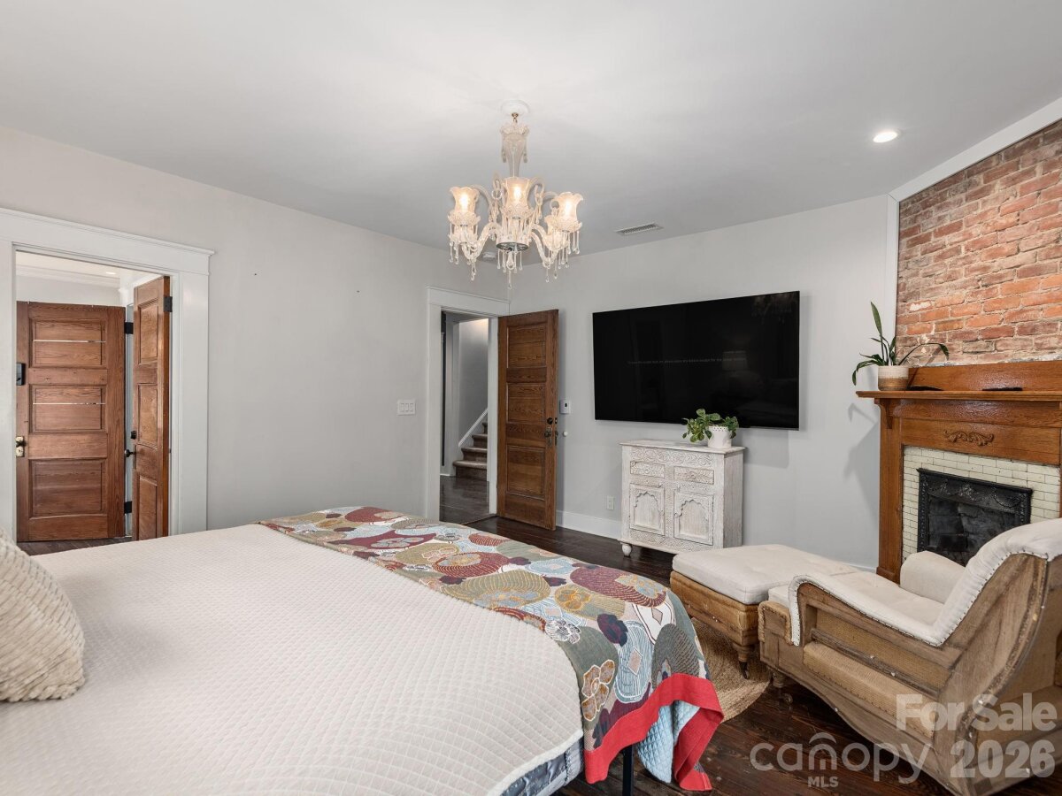 Montford 20 4349325o