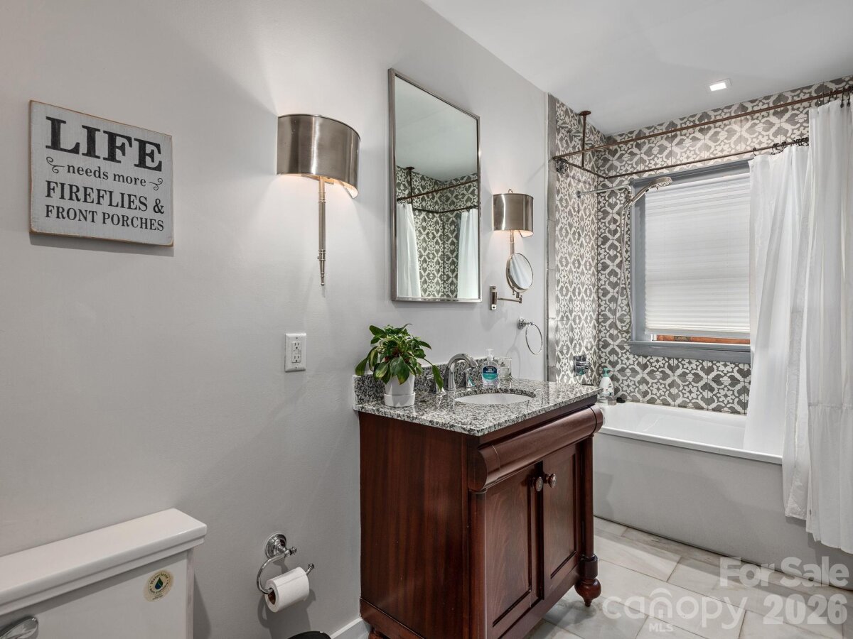 Montford 25 4349325t