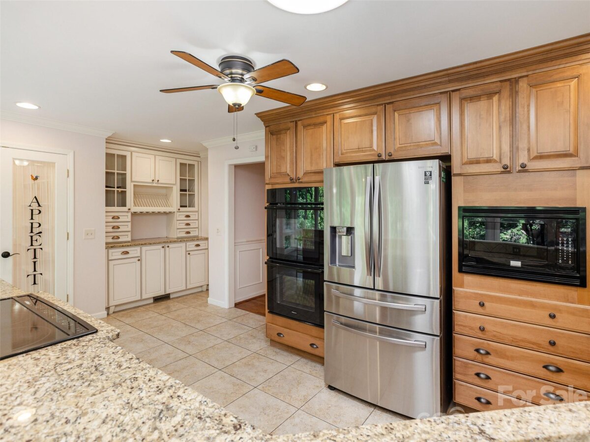 Flat Rock 17 4349338q