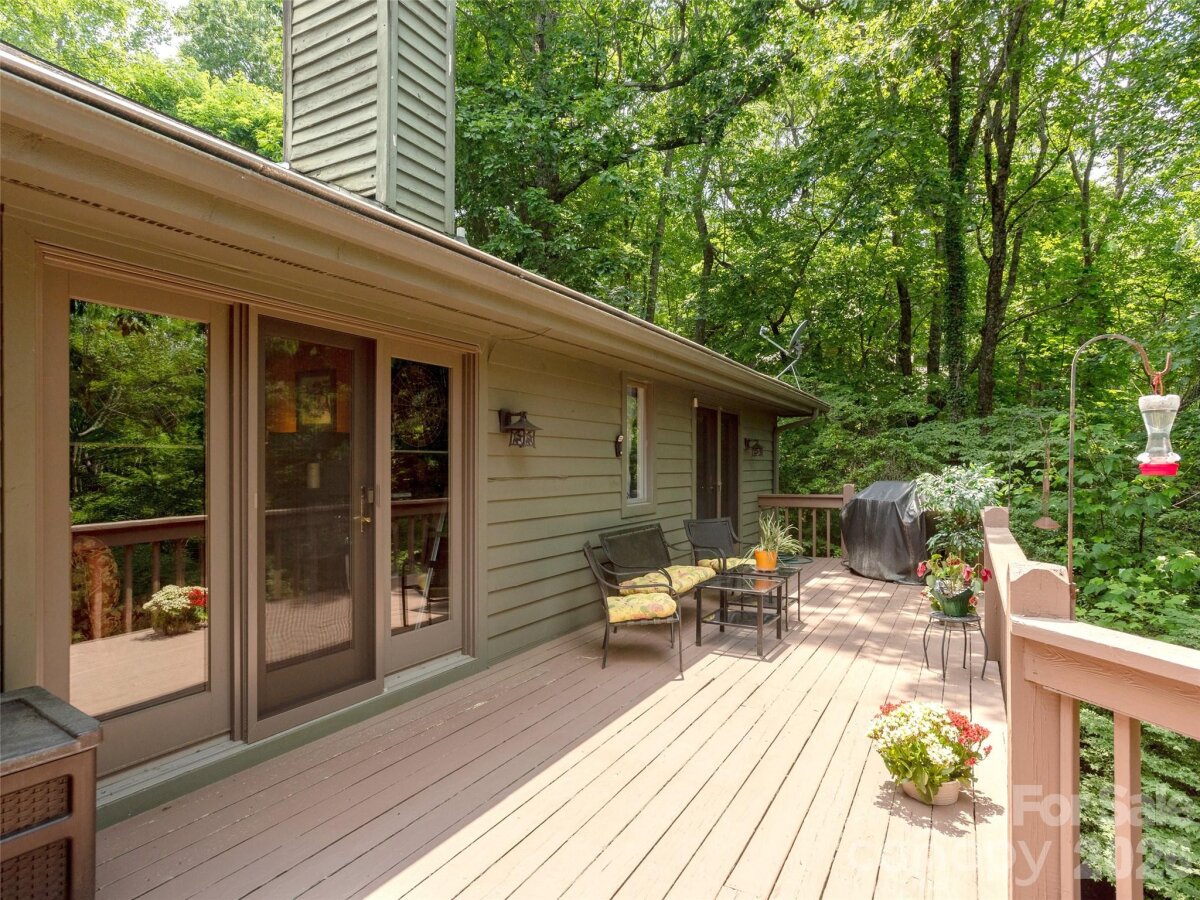 Flat Rock 25 4349338y