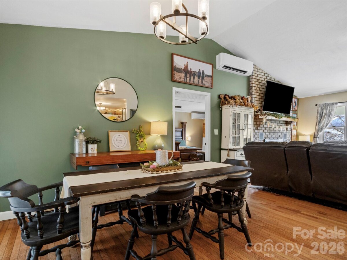 Burnsville 10 4349904j