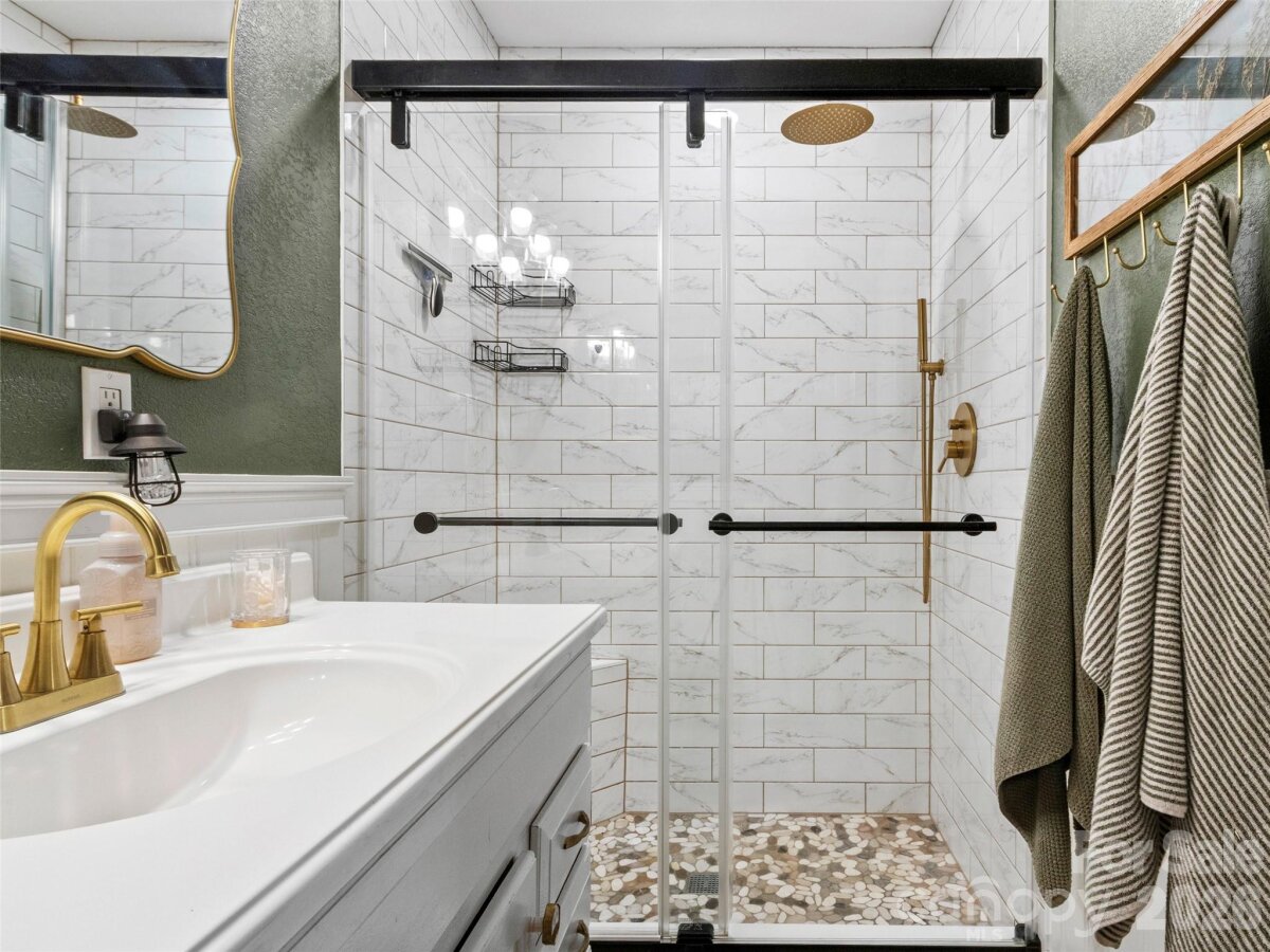 Burnsville 20 4349904t