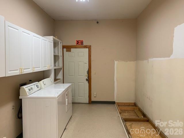 Hendersonville 19 4350558s