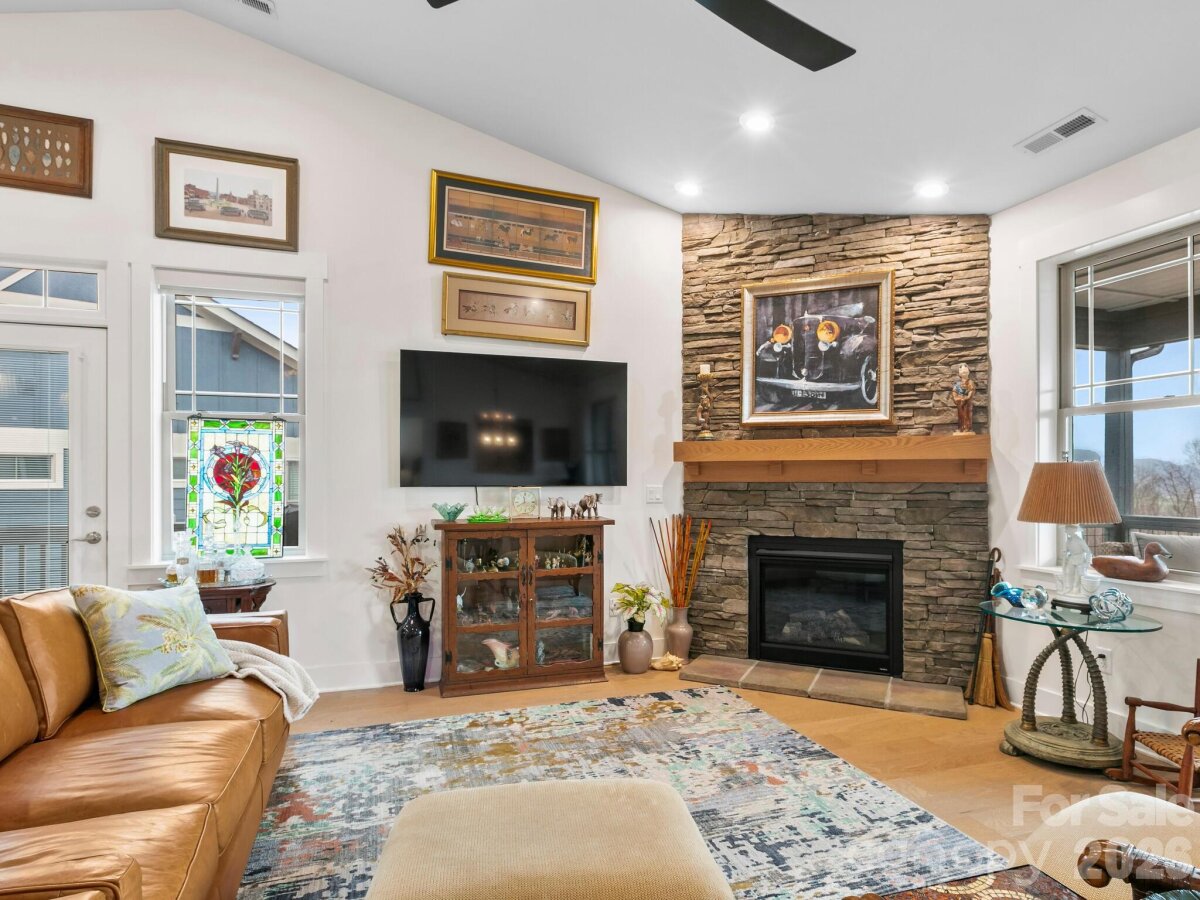 Avery Creek 6 4350794f