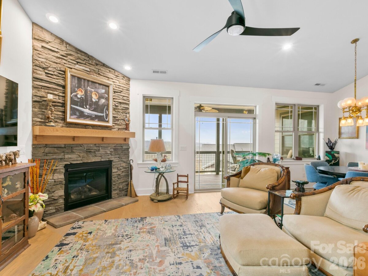 Avery Creek 11 4350794k