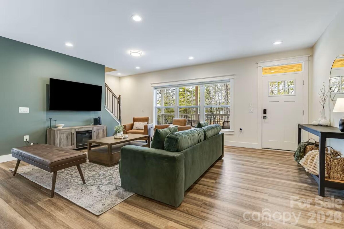 Fairview 17 4350976m