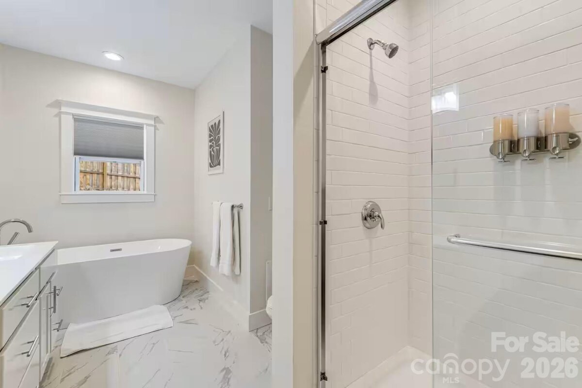 Fairview 19 4350976o