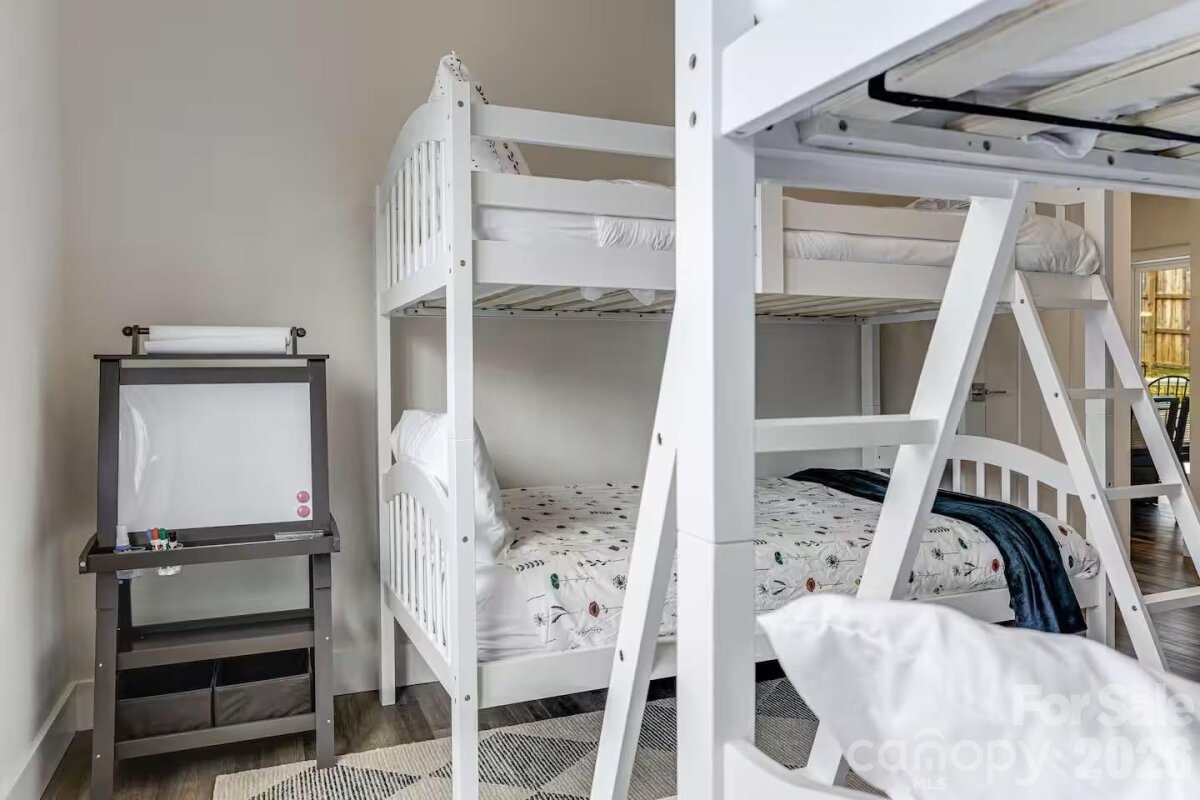 Fairview 25 4350976u