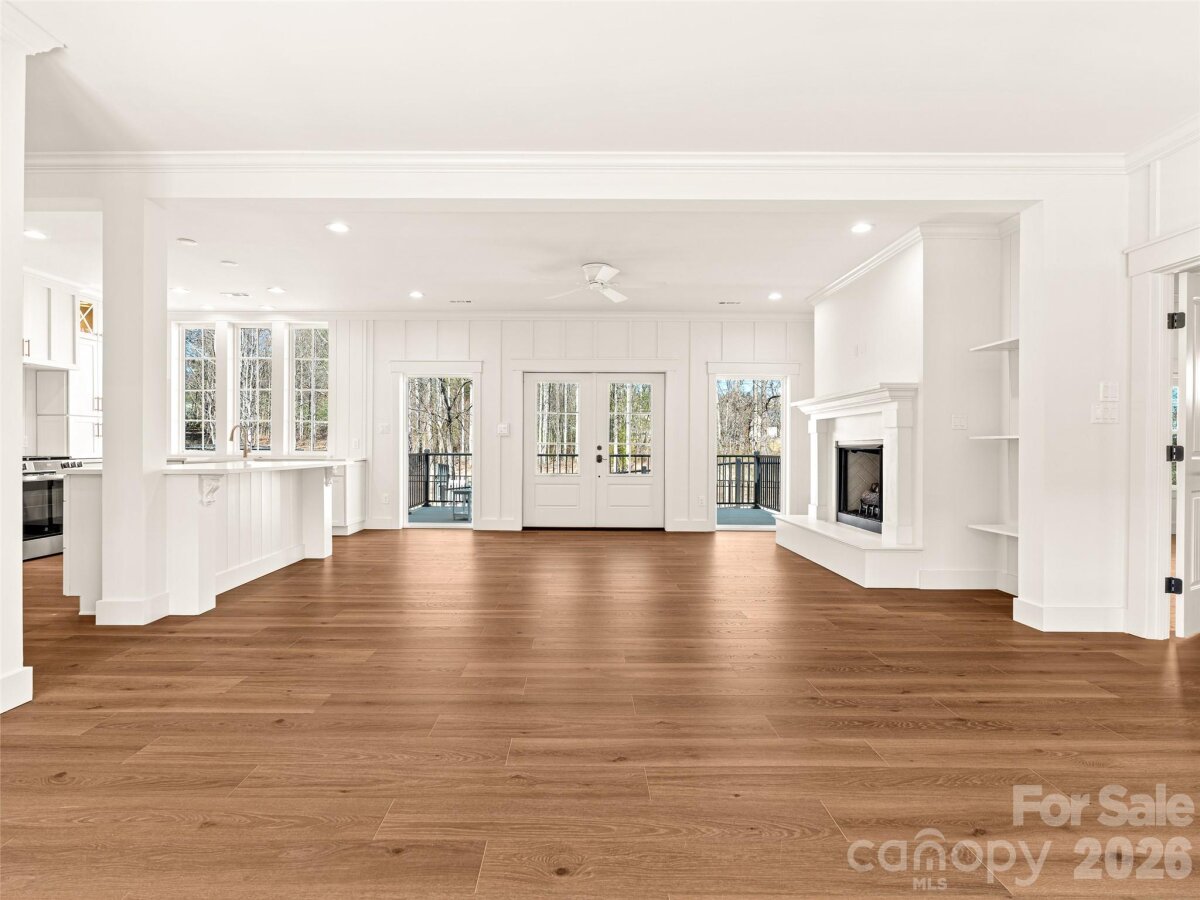 Hendersonville 6 4351063f