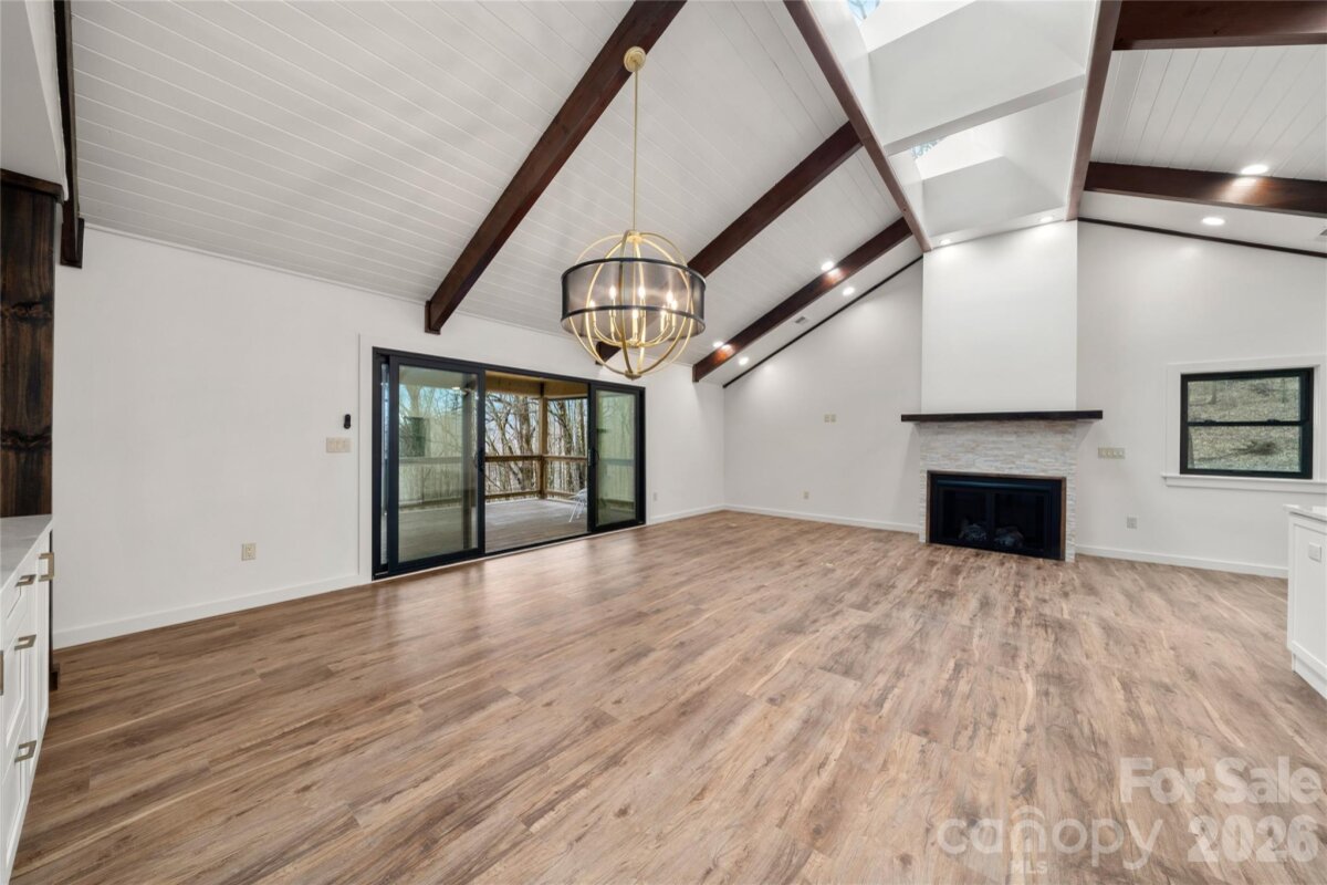 Waynesville 19 4351574s