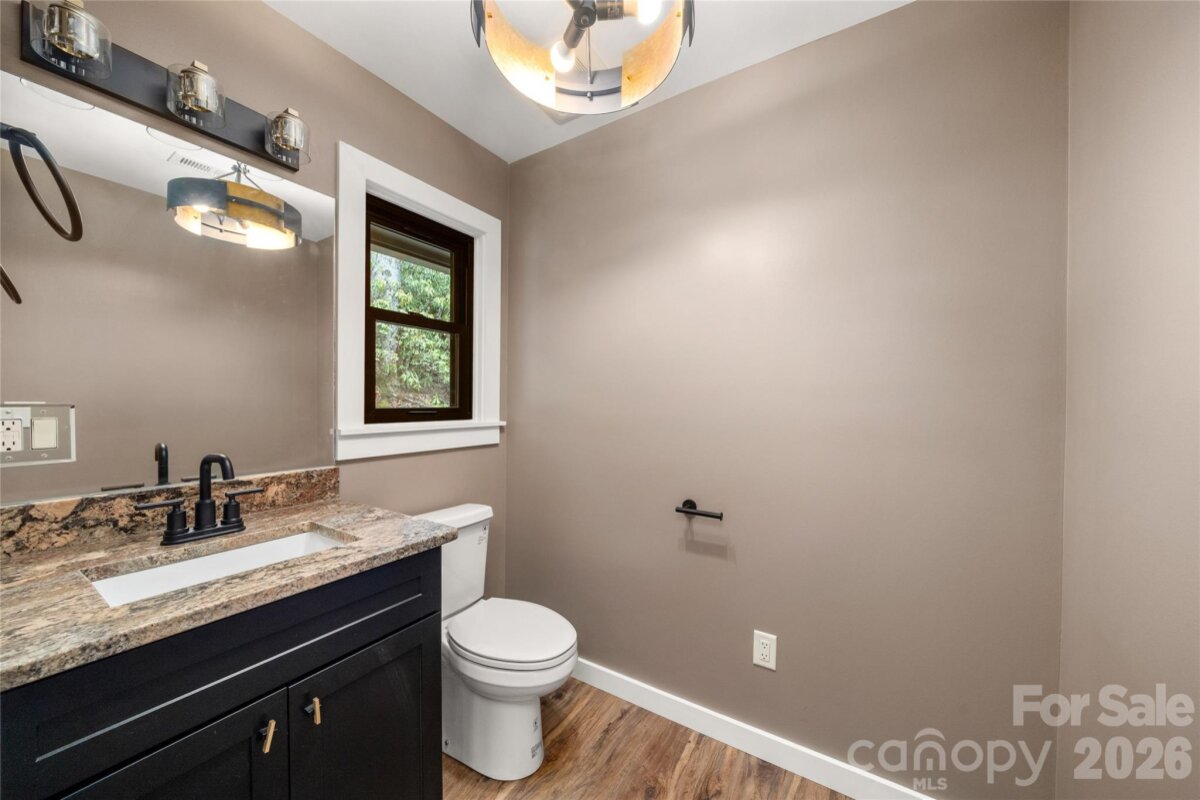 Waynesville 20 4351574t