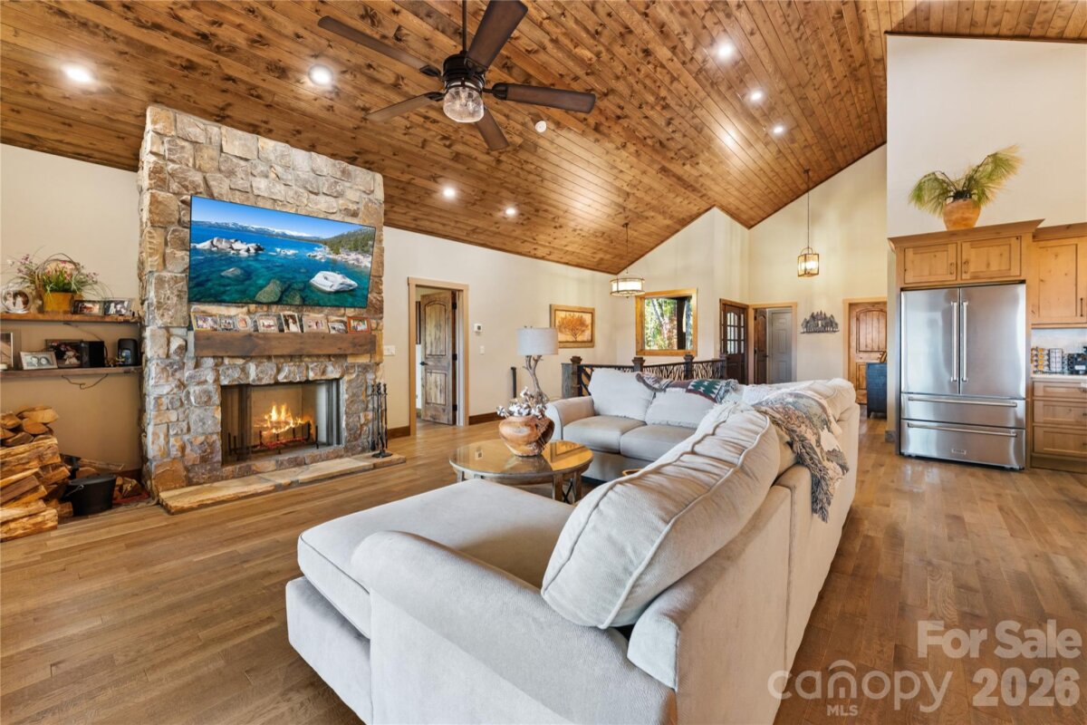 Waynesville 11 4352186k