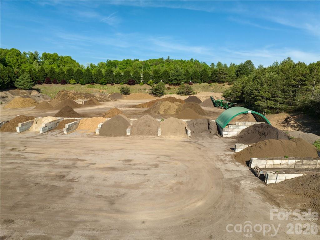 Avery Creek 16 4352660p