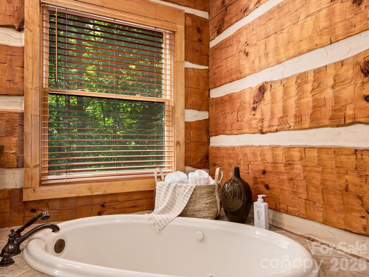 Burnsville 9 4352768i