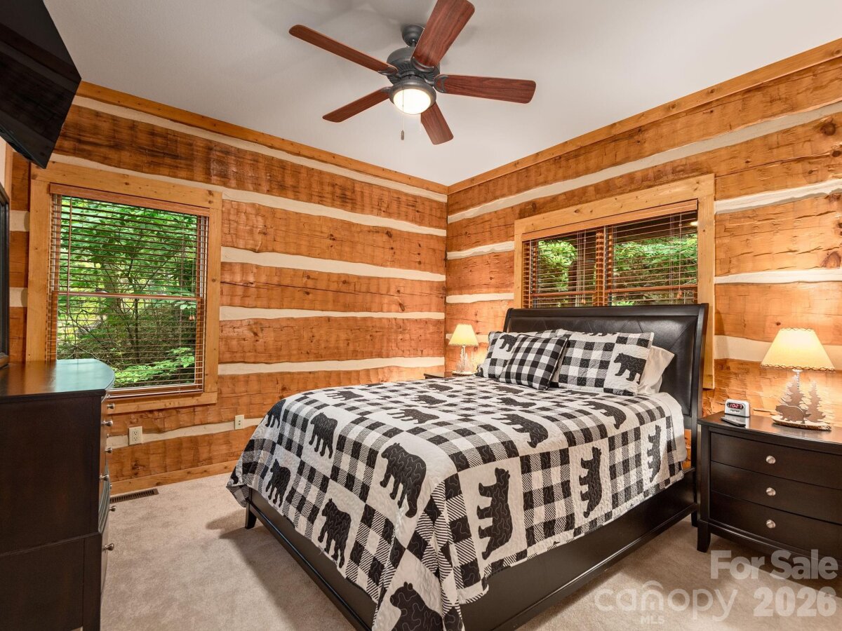 Burnsville 16 4352768p