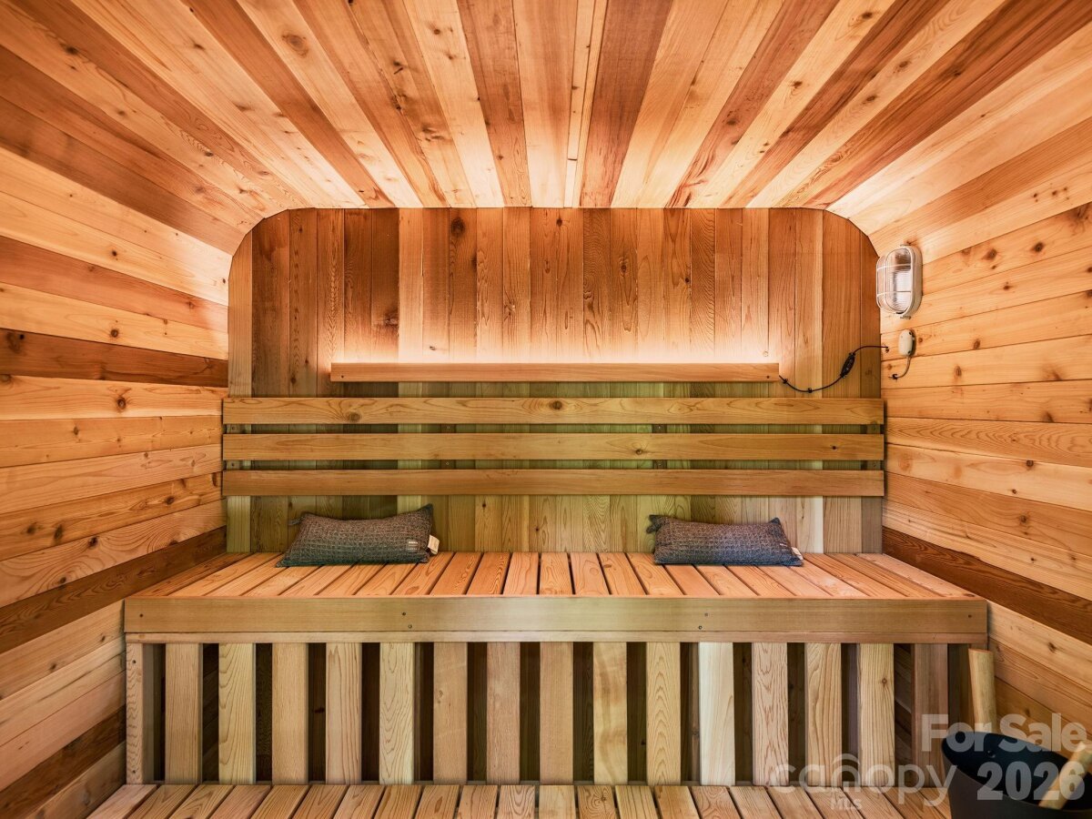 Burnsville 22 4352768v