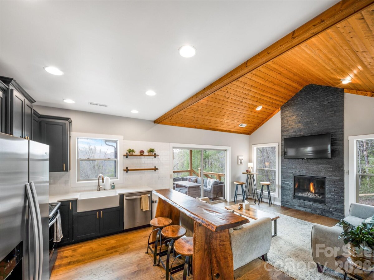 Fairview 10 4353772f