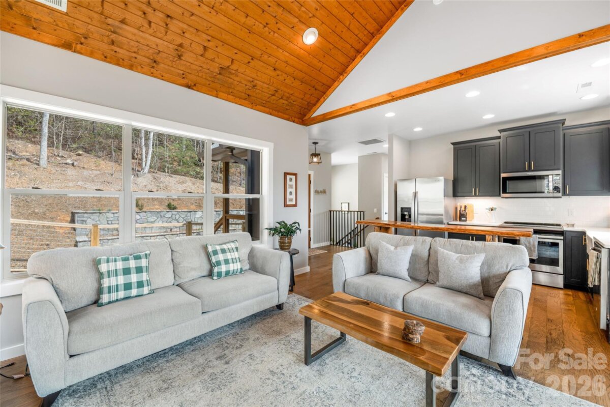 Fairview 16 4353772l