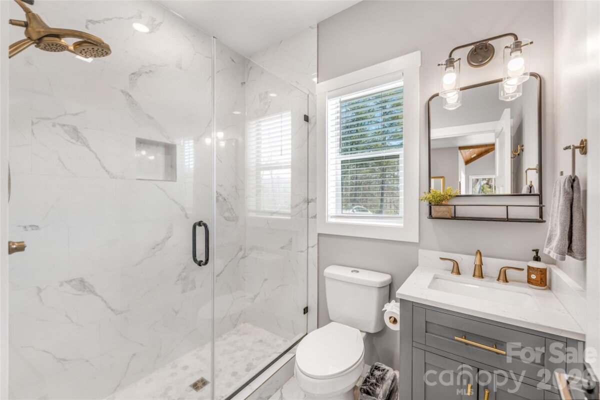 Fairview 25 4353772u