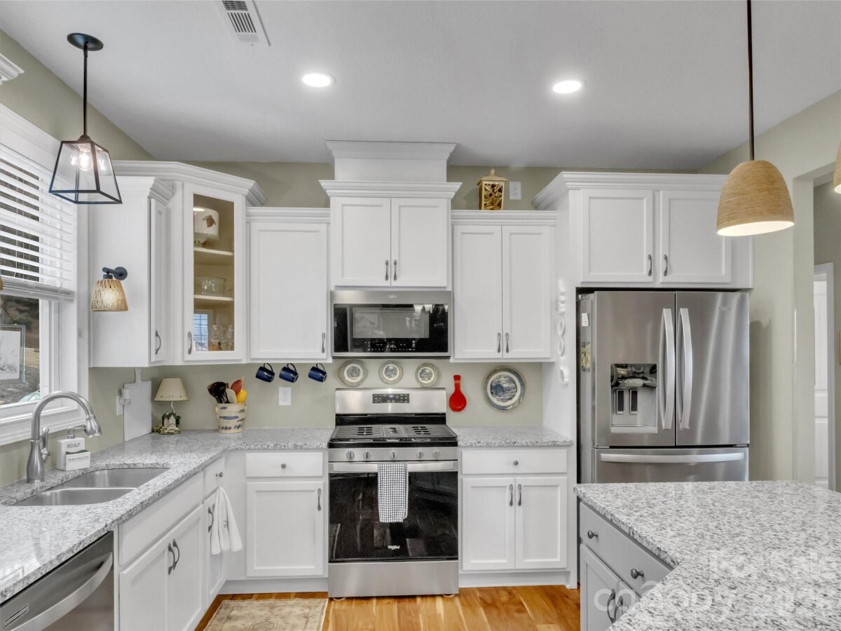 Waynesville 7 4354572g